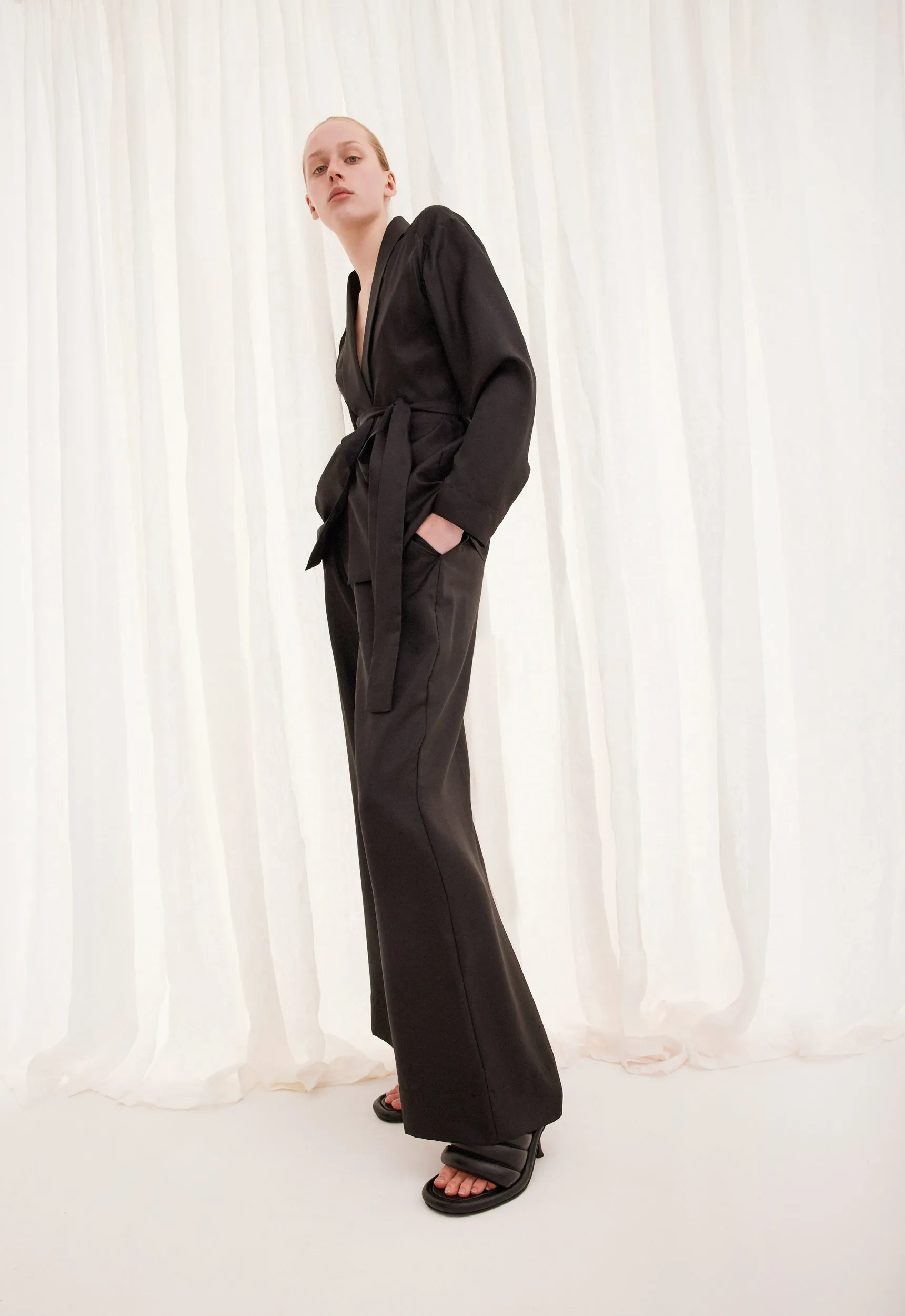 Ansel Silk Jacket - Black