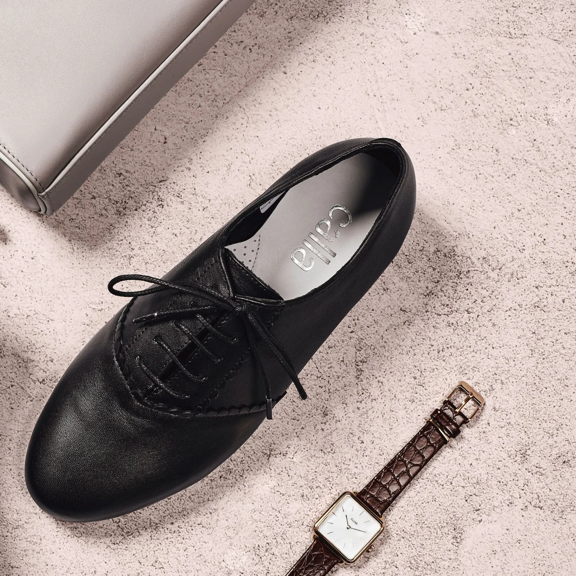 Aster - Black Leather