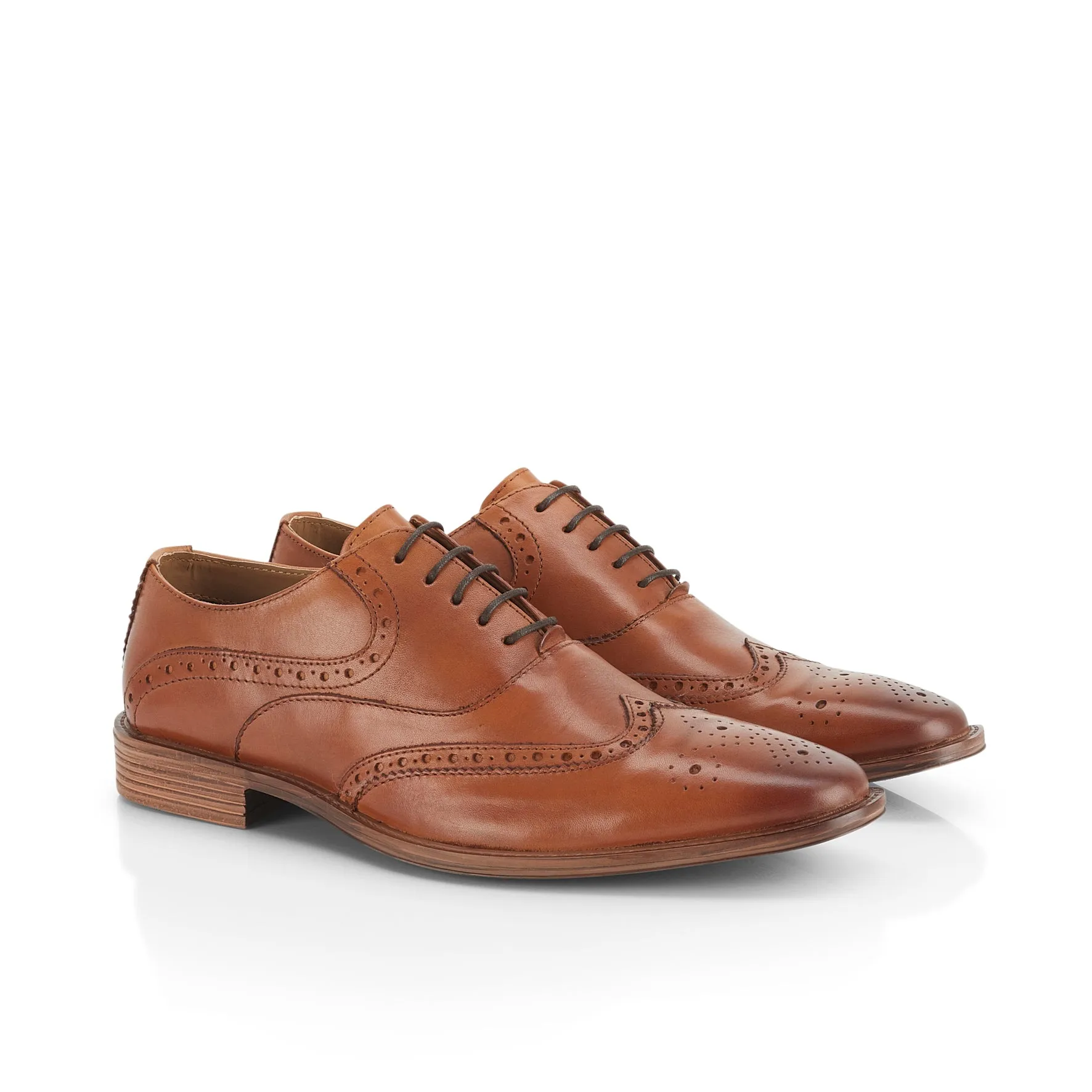 Crest Men's Brogue Shoes - Tan