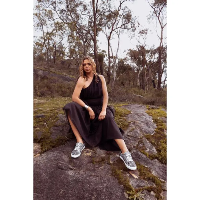 Klouds Cara Kard Print Maali Black