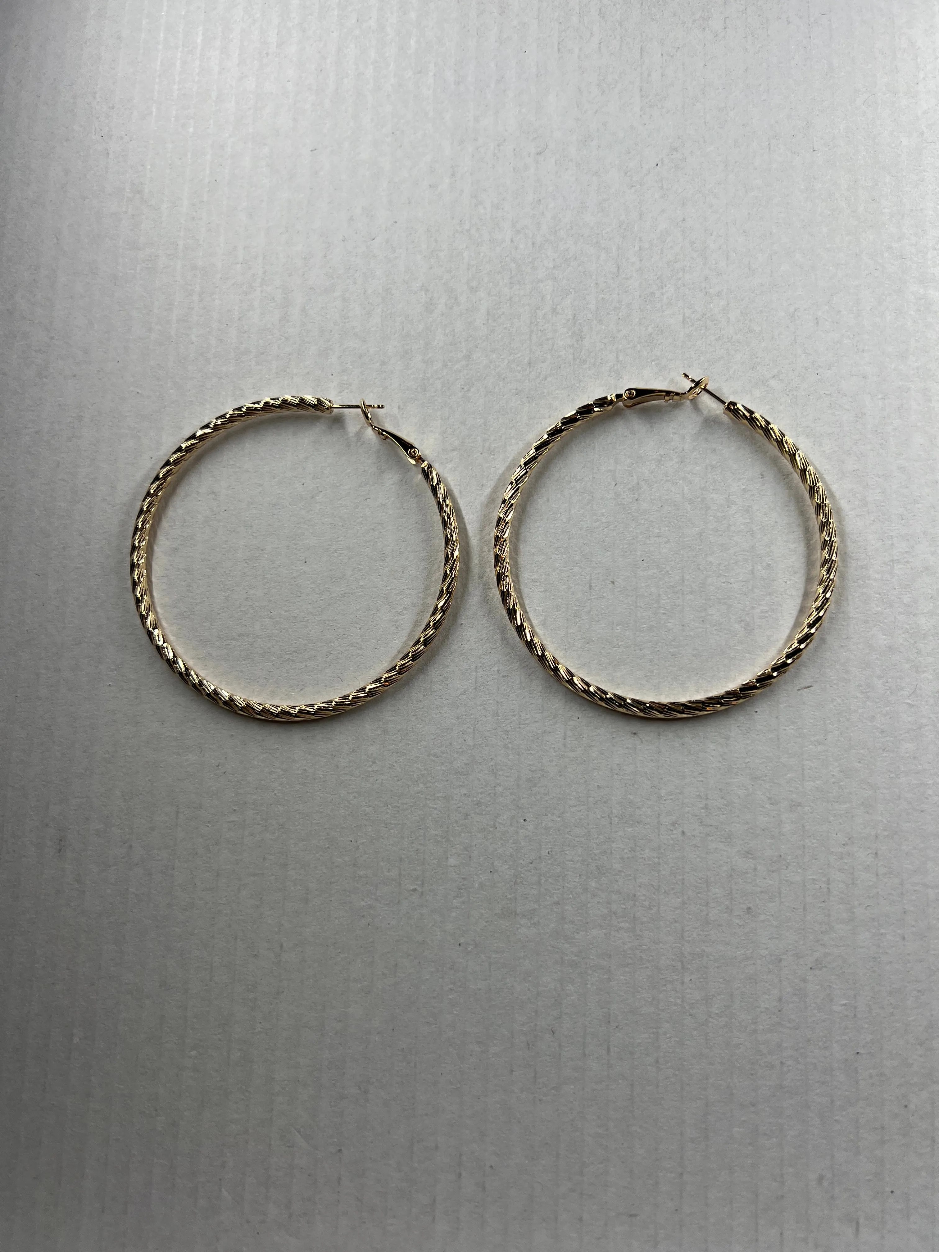 Large braided hoop
