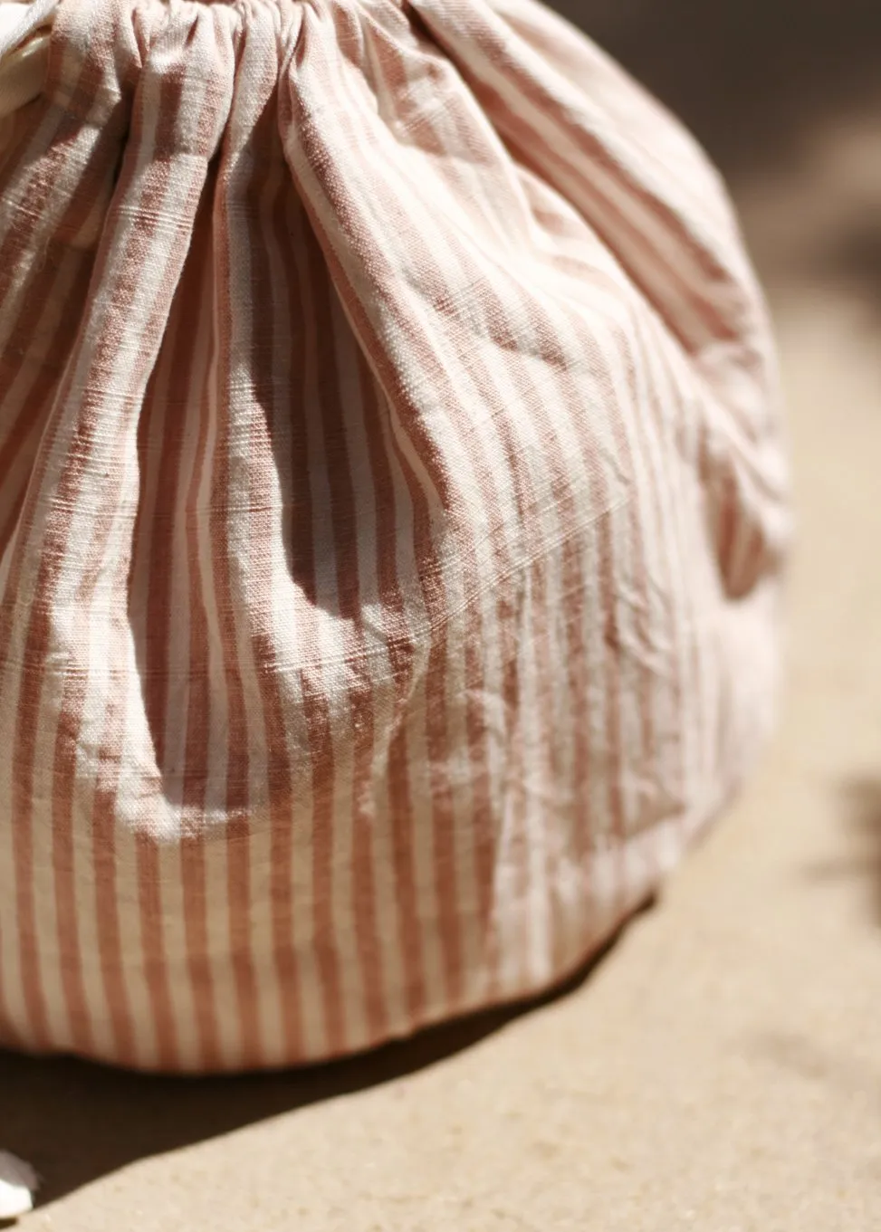 LULU Handwoven Pouch Bag - Rose