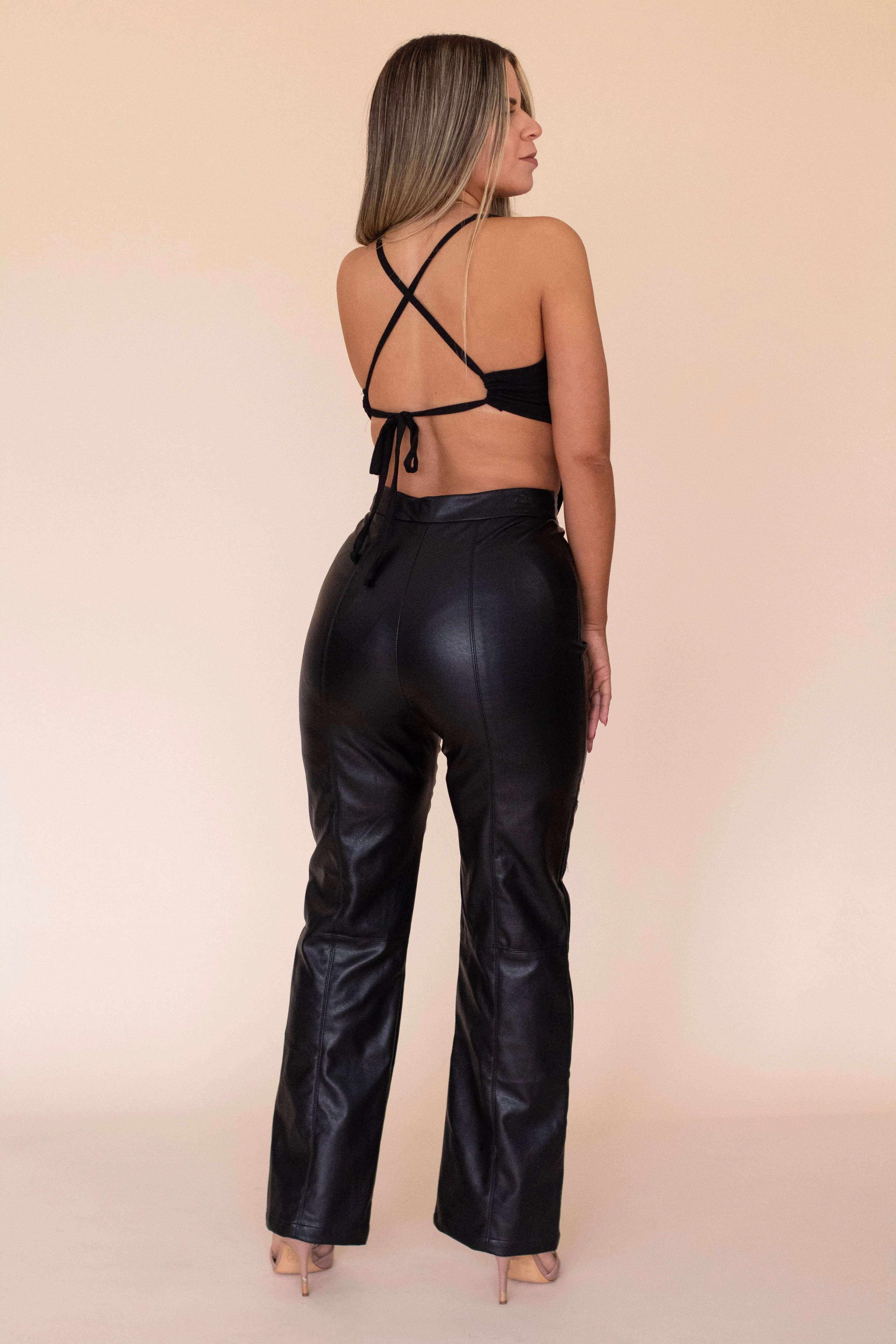 Macy V Cross Back Crop