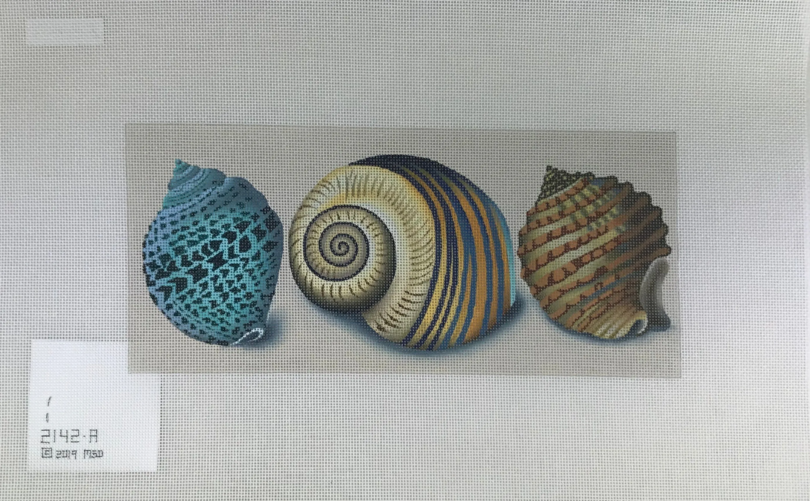 Melissa Shirley 2142-A 3 Shells - Blue Spots