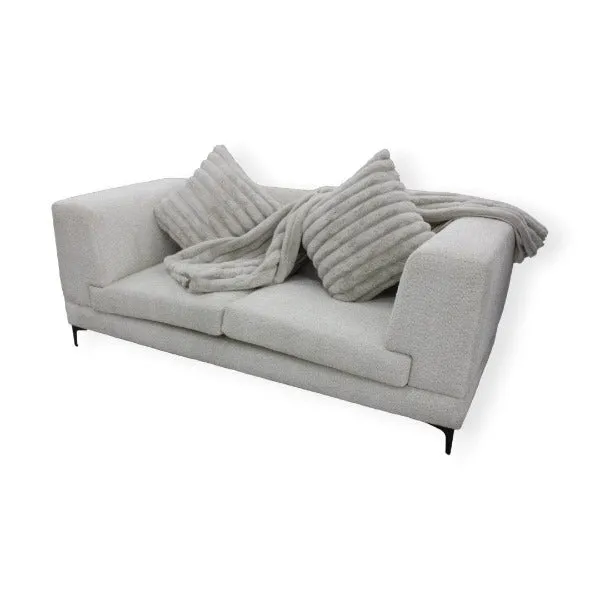 Michelle 2.5 Division Couch