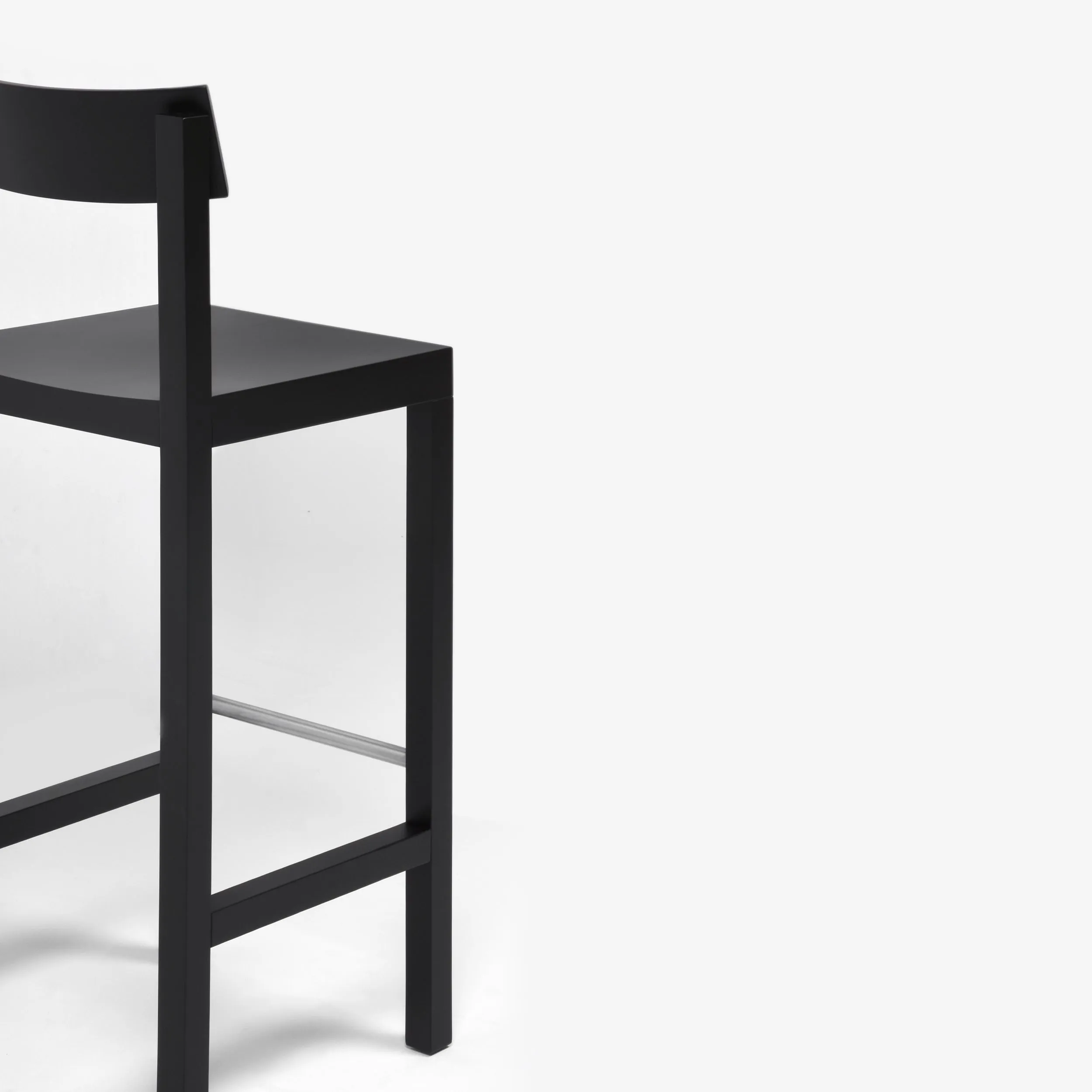 Primo Barstool