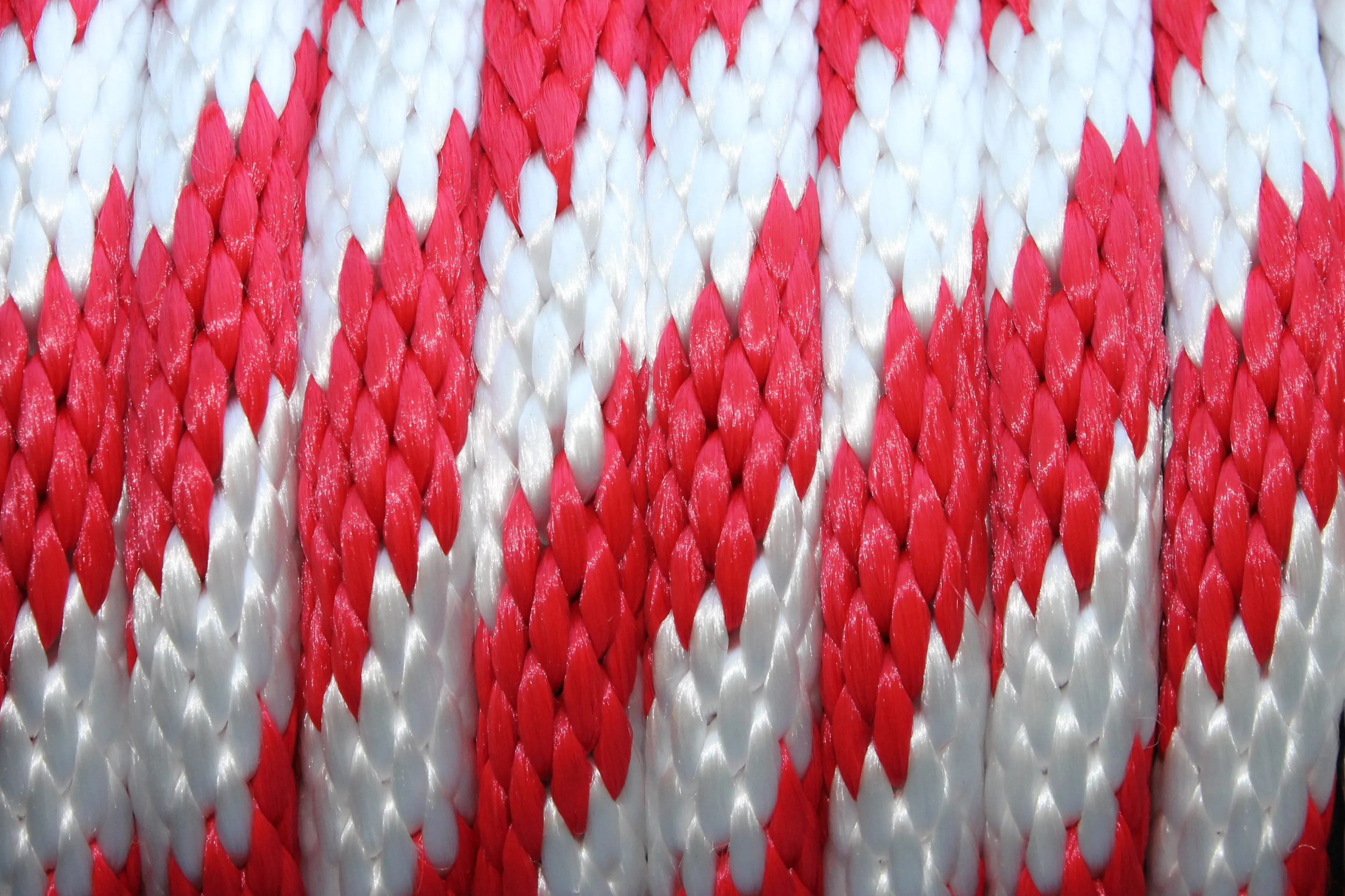 Red and White Solid Braided Multifilament Polypropylene Rope