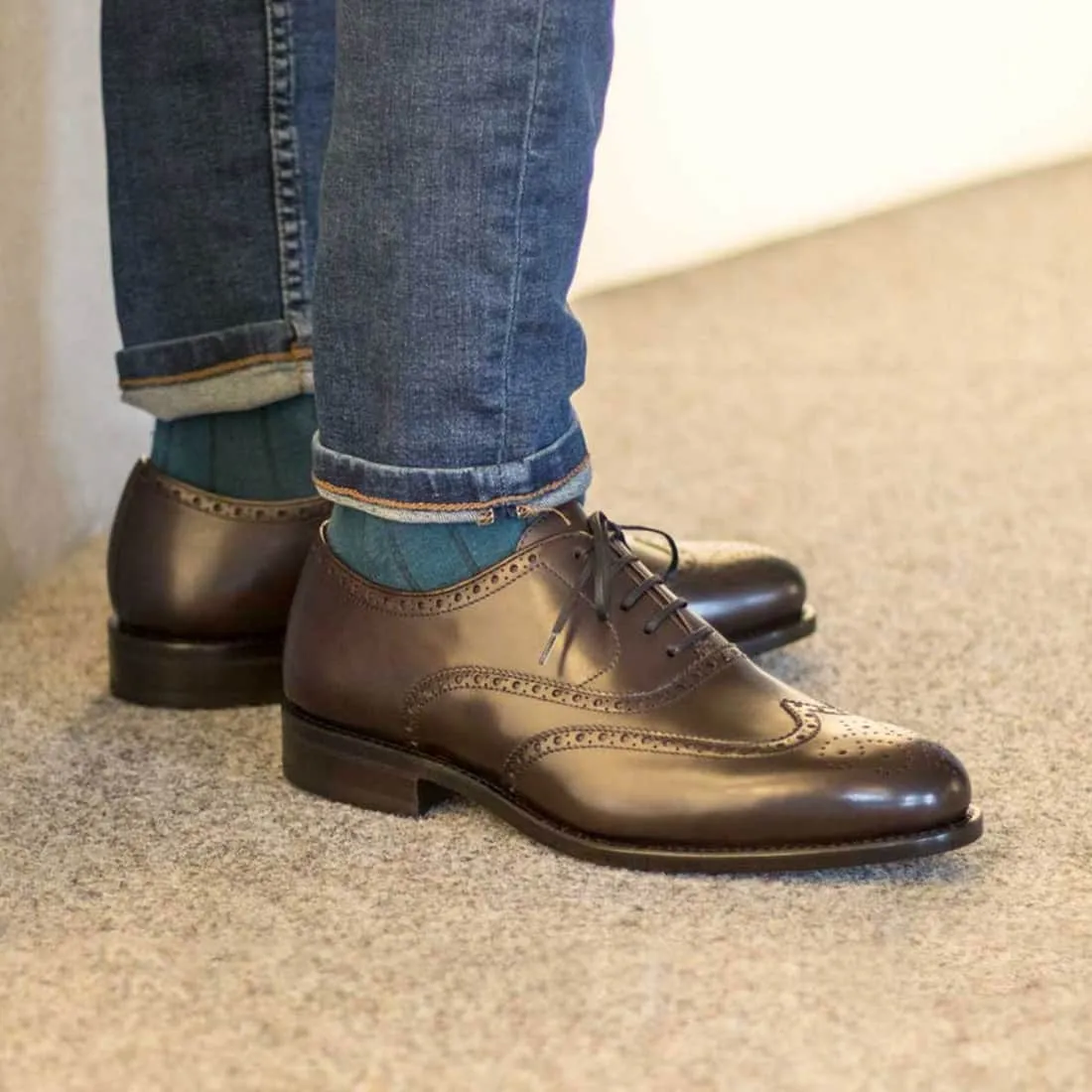 Richelieu fleuri en cuir marron