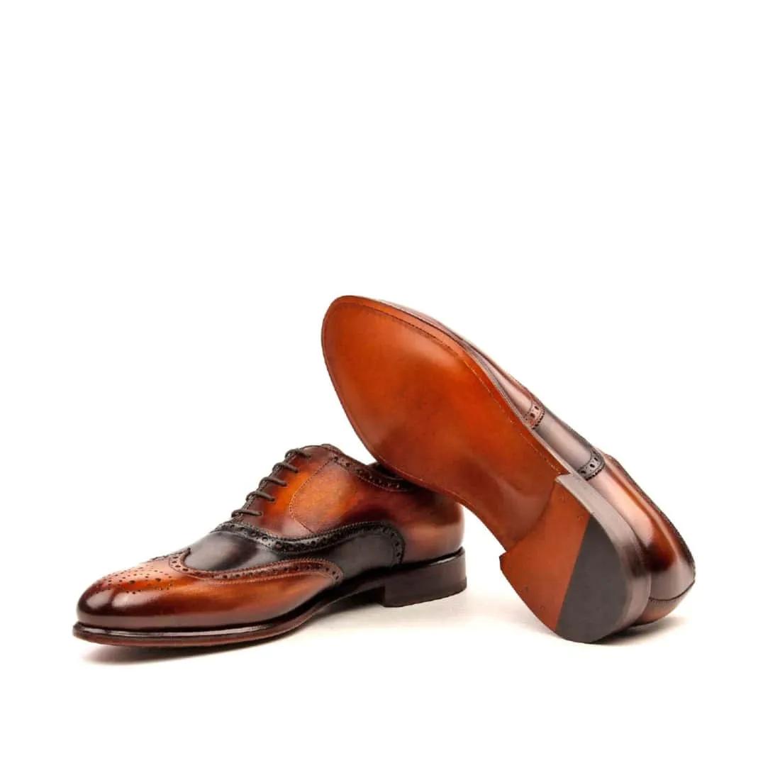 Richelieu fleuri en cuir patiné marron et cognac