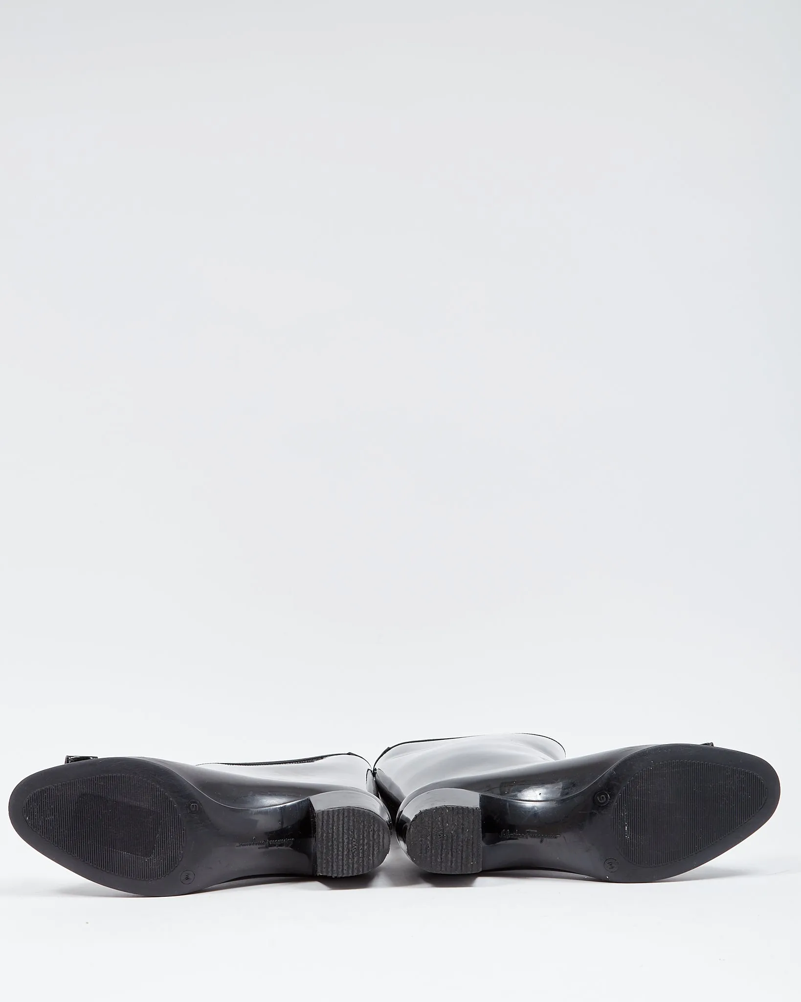 Salvatore Ferragamo Black Rubber Vera Bow Rainboots - 39