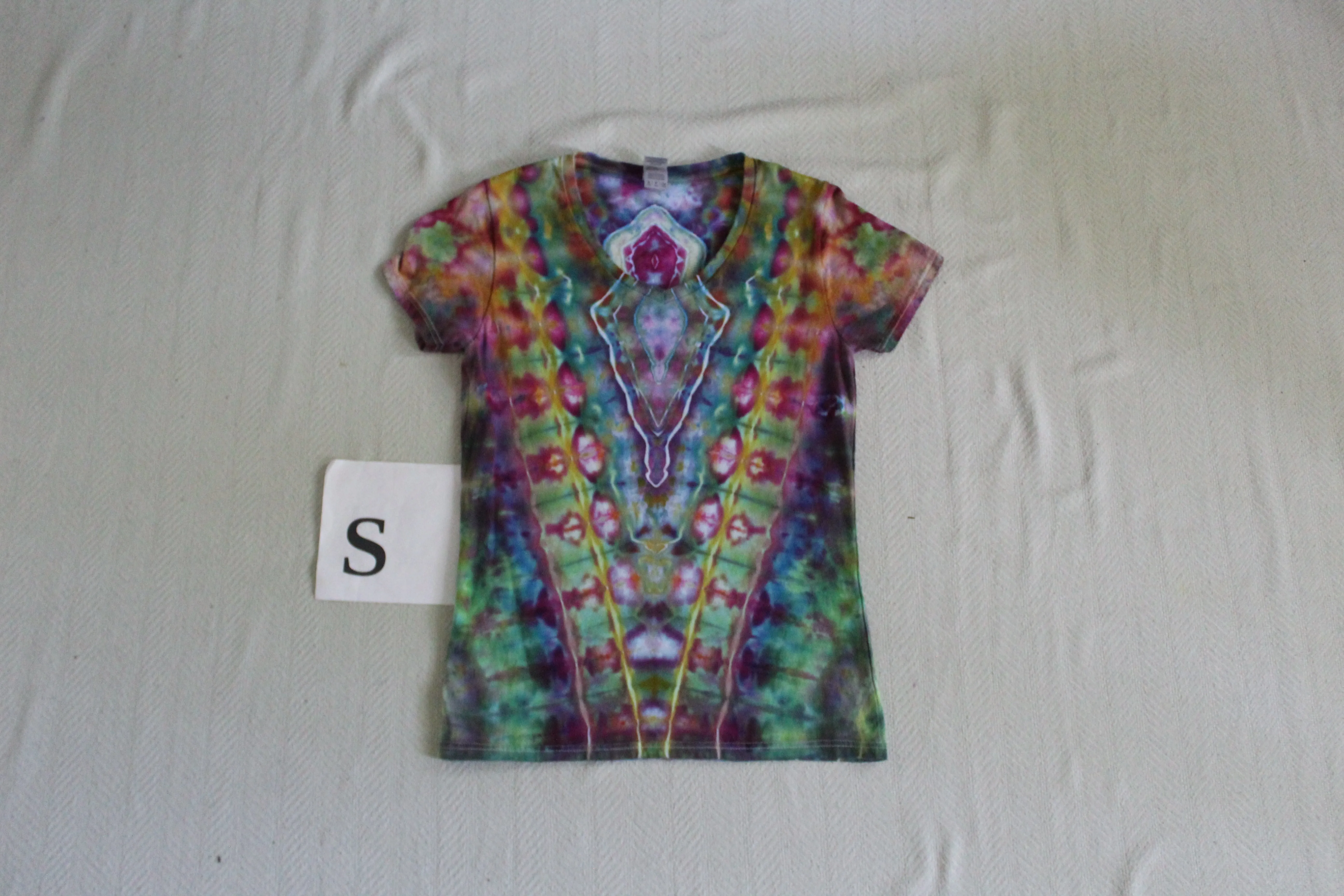 Small Ladies V-Neck