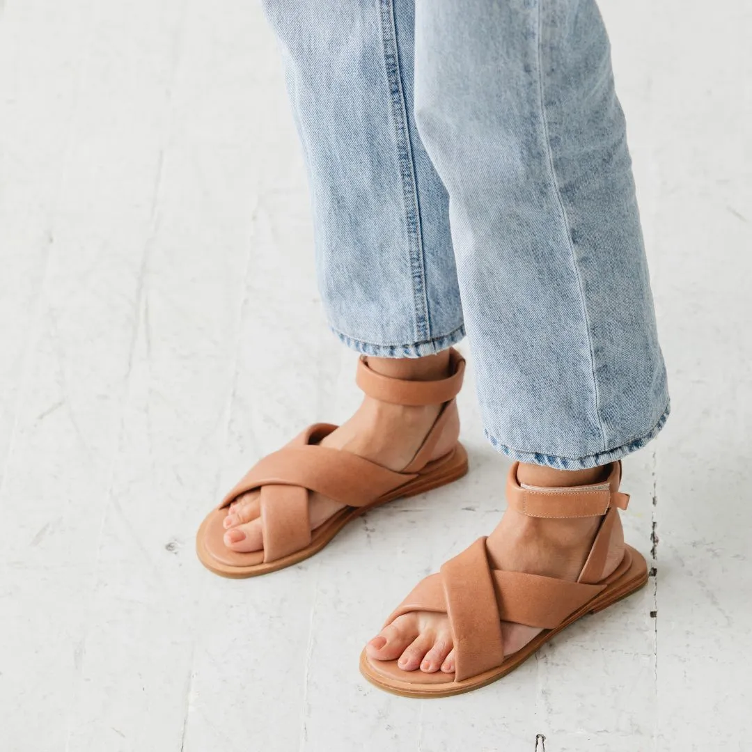 The Comfort Sandal [Cognac]